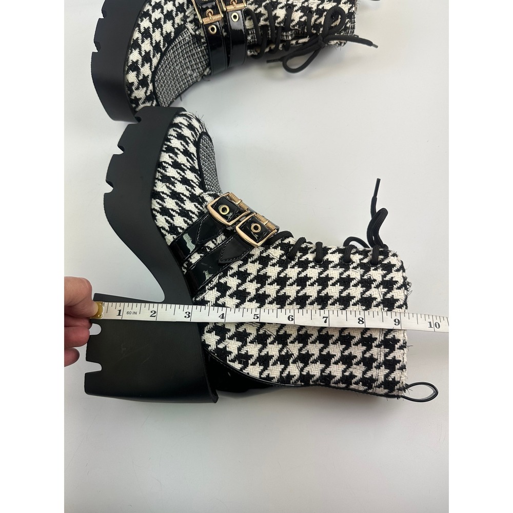 Betsey Johnson Cotton Houndstooth Platform Lug Sole Ankle Boots Black White 8 - Picture 8 of 13